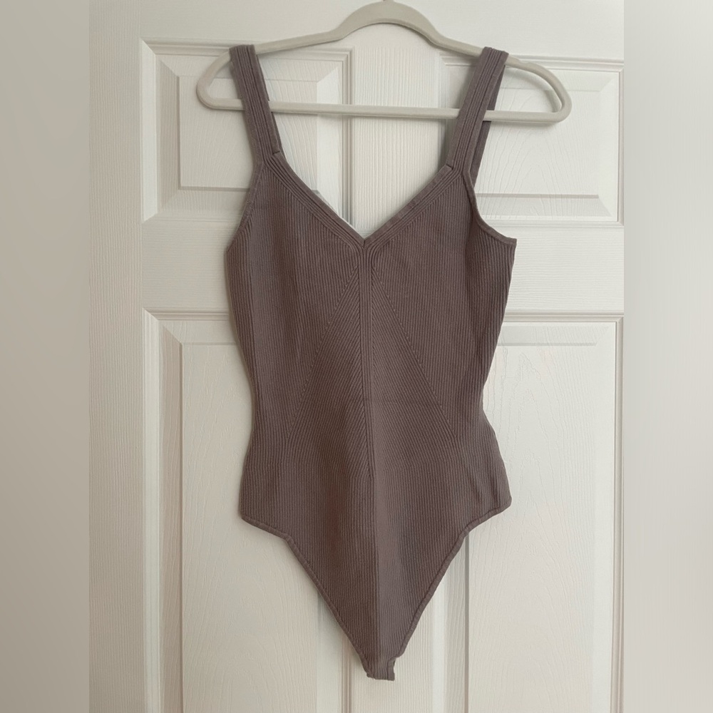 Abercrombie knit bodysuit (EUC)